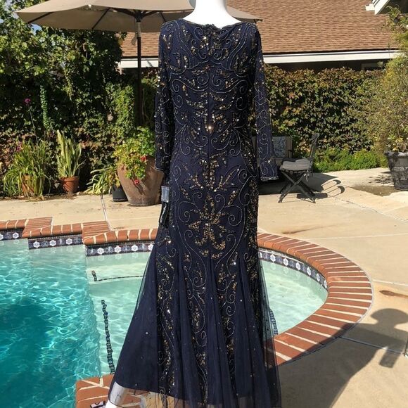 Pisarro Nights Navy & Gold LongSleeve Gown Sz4 - Picture 6 of 8